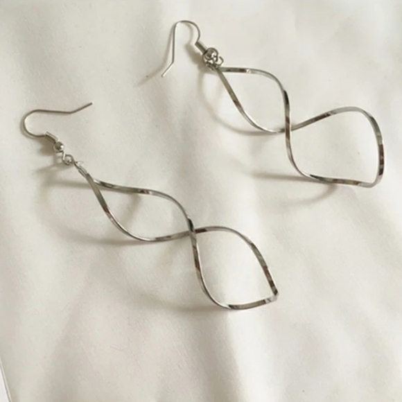 Double hoop silver dangle earrings - Picture 3 of 3